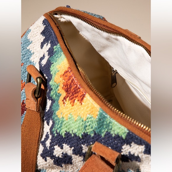 NWT! Ruggine Handmade Intricate Detail Suede Boston Bag crossbody - Picture 5 of 9